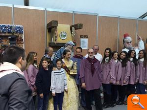 La falla Almirante Cadarso logra el "Ninot Indultat" de 2015 con "La Cocina de la Abuela" - (foto 3)